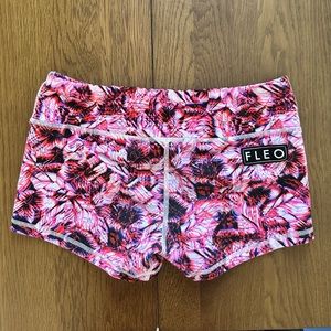 FLEO shorts
